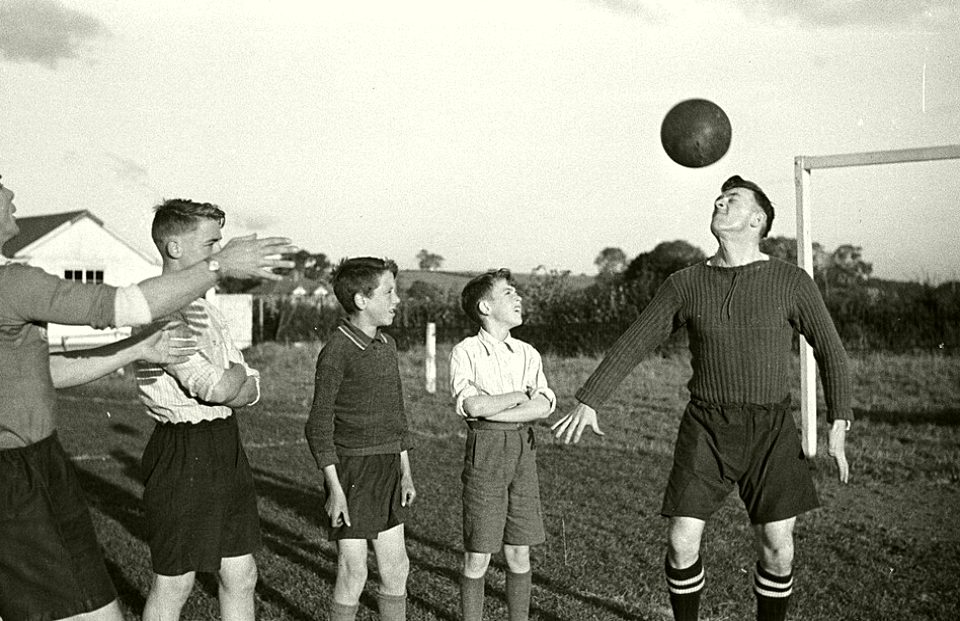 看懂世界足坛球星动态：用金靴竞争走势拆解维尼修斯与亚马尔